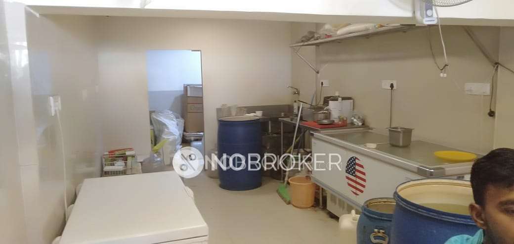 Showroom in Saligramam, Chennai for Rent 