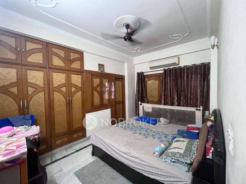 3 BHK Flat In Nav Sanjivan Apartments for Rent  In Dwarka