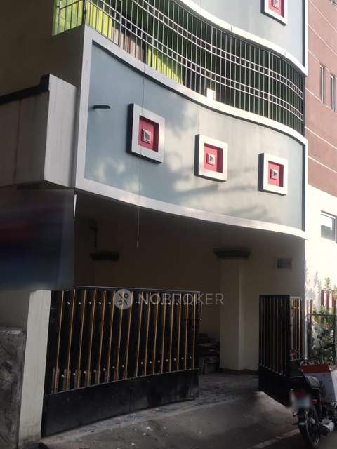 2 BHK Flat In No 5, Balagi Nagar, Anakaputhur For Sale  In Anakaputhur