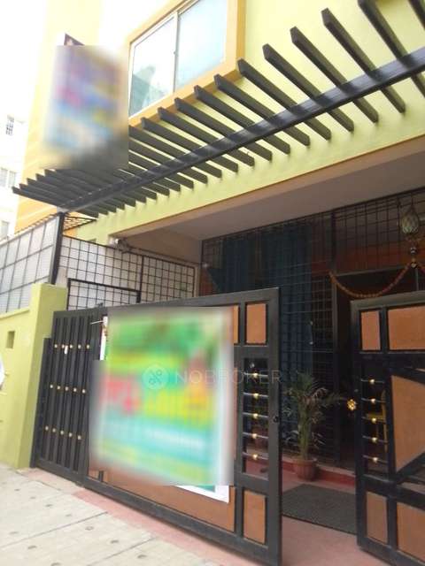 PG for Boys in Kodathi