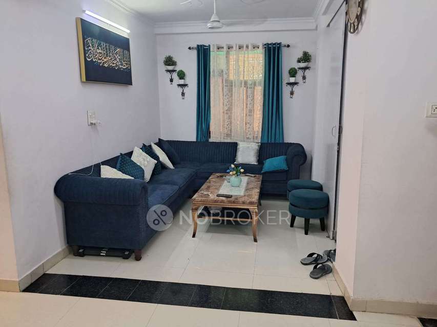 2 BHK Flat In Okhla For Sale  In Zakir Nagar Dhalan