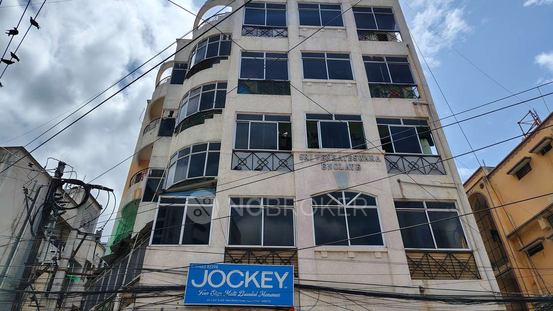 2 BHK Flat In Sri Venkateshwara Enclave For Sale  In Yella Reddy Guda