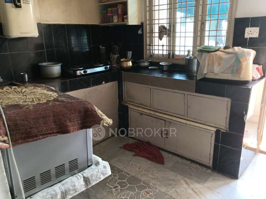 2 BHK Flat In Sri Venkateshwara Enclave For Sale  In Yella Reddy Guda