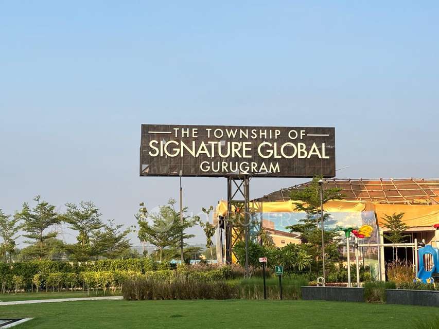 2 BHK Flat In Signature Global Daxin Vistas For Sale  In Gurgaon