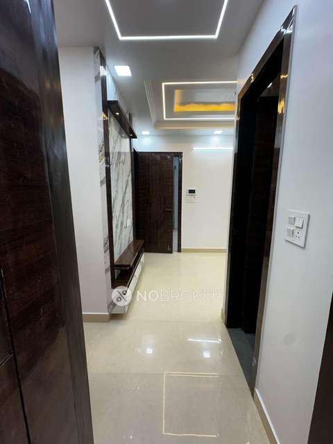 2 BHK Flat In B 181 For Sale  In Uttam Nagar
