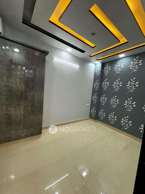 2 BHK Flat In B 181 For Sale  In Uttam Nagar