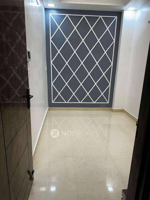 2 BHK Flat In B 181 For Sale  In Uttam Nagar