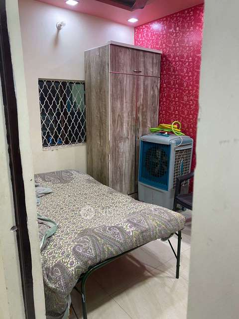 Single Room for Male In 2 BHK  In Subhash Nagar