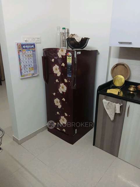 Shared Room for Female In 2 BHK  In Ravinanda Skylights In Wagholi