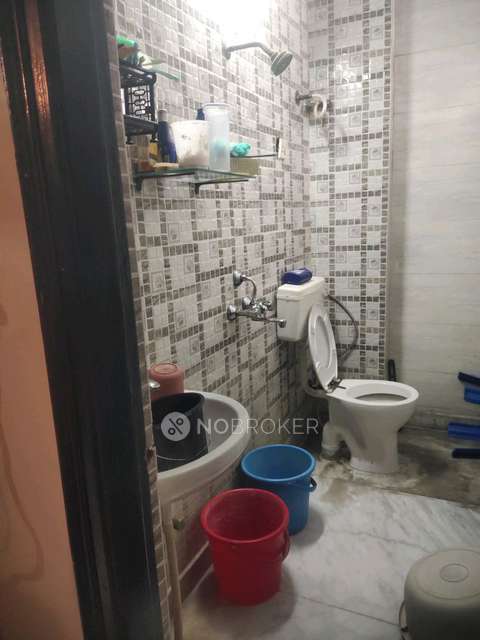 2 BHK Flat In Indira Enclave For Sale  In Indira Enclave, Sector 21d