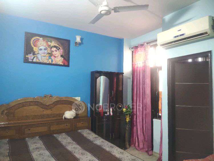 2 BHK Flat In Indira Enclave For Sale  In Indira Enclave, Sector 21d