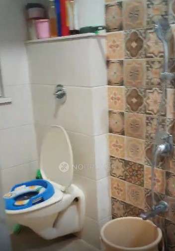 2 BHK Flat In Space Heights, Byculla For Sale  In Byculla