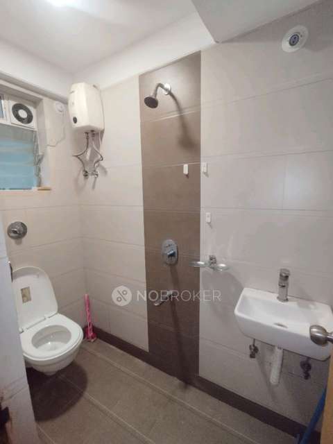 2 BHK Flat In Atlantis Tower Chsl For Sale  In Kashish Park