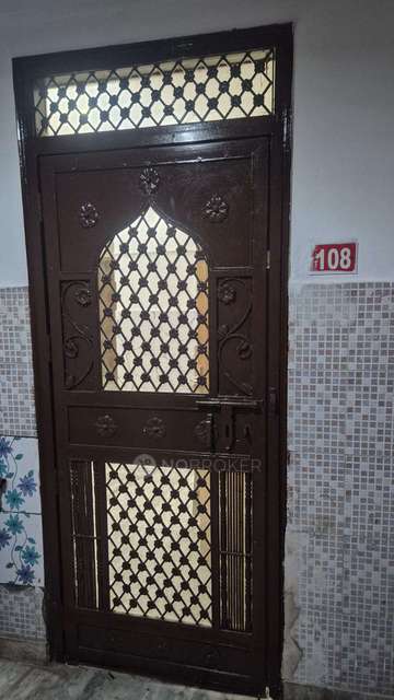 2 BHK Flat In Marut Plaza for Rent  In Mehrauli