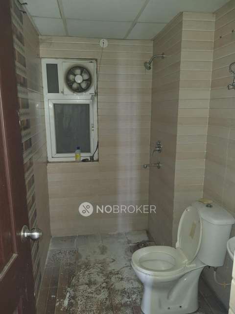 3 BHK Flat In Gaur City 2 14th Avenue, Sector 16c For Sale  In Sector 16c