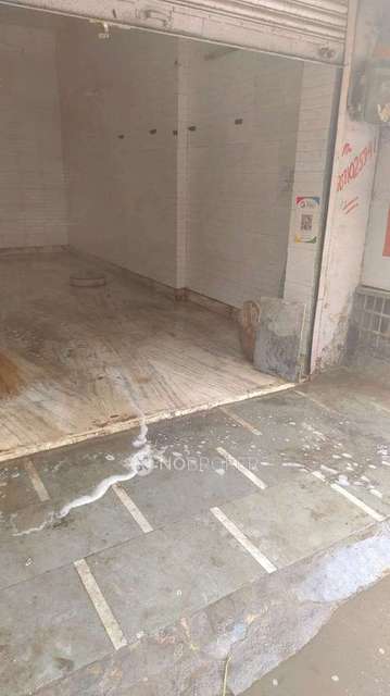 Shop in  Ramesh Nagar,, Delhi for Rent 