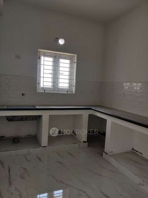 2 BHK Flat In Crezenta For Sale  In Shenoy Nagar
