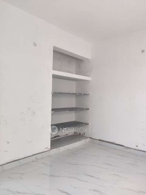 2 BHK Flat In Crezenta For Sale  In Shenoy Nagar