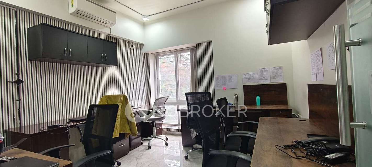 Office Space in Karve Statue, Pune for Rent 