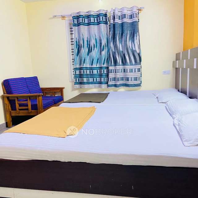 PG for Girls in Wilson Garden,