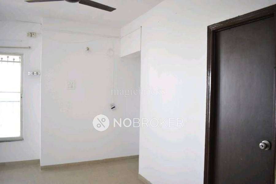 Single Room for Female In 2 BHK  In Bhagwati Aashiyana Wing A,  Pashan In Pashan - Sus Rd