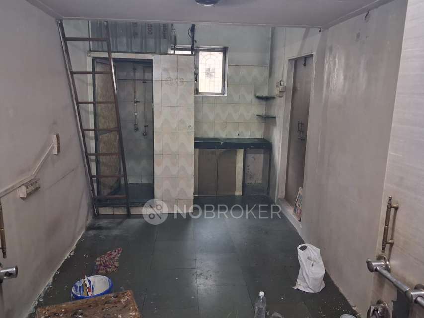 1 RK House For Sale  In Byculla