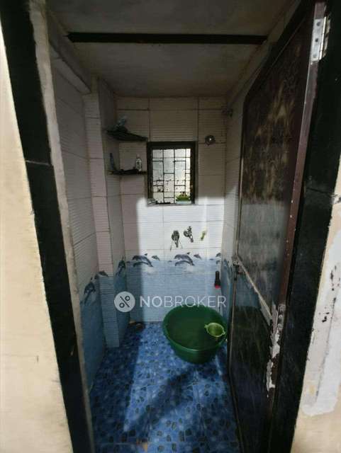 1 RK Flat In Ekveera Darshan.  For Sale  In Thane West 