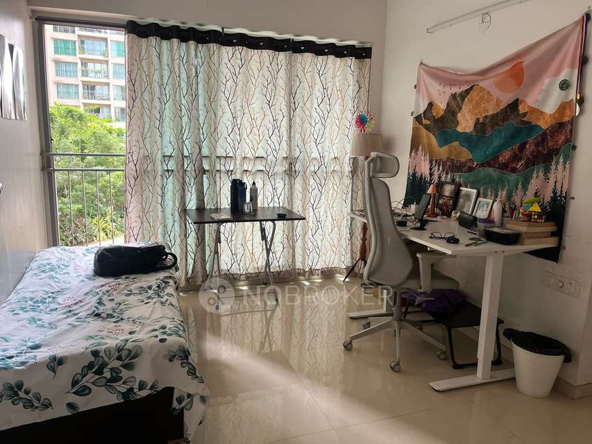 Single Room for Male In 2 BHK  In Kalpataru Sunrise In Thane West, Mumbai