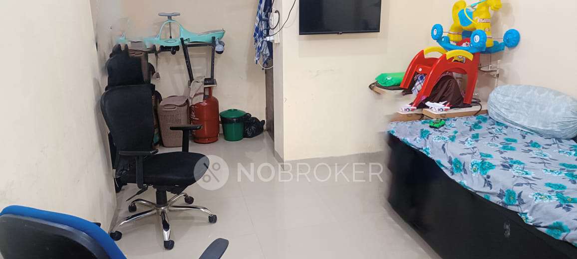 1 BHK Flat In Soloman Residency For Sale  In Kurla West