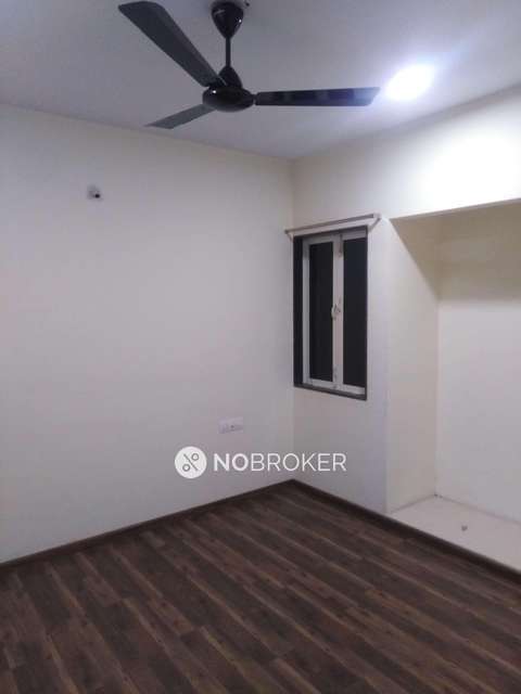 2 BHK Flat In Siddhi Highland Haven Building For Sale  In Majiwada