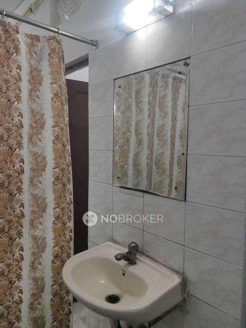 4 BHK House For Sale  In Laxmi Nagar