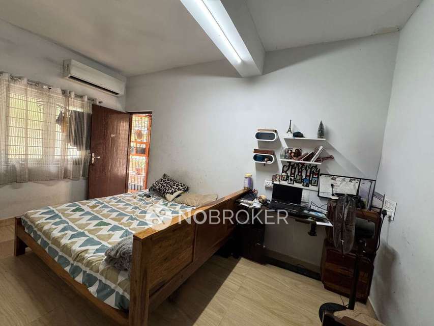 2 BHK Flat In Seshachalam Street For Sale  In Seshachalam Street