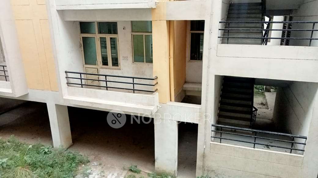 1 BHK Flat For Sale  In Block-167