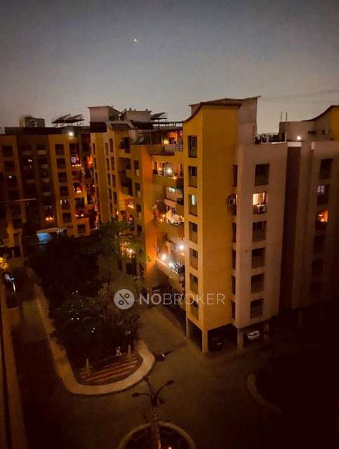 3 BHK Flat In Yellow Blossoms For Sale  In Ghorpadi