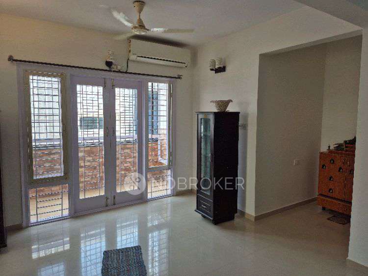 3 BHK Flat In Saroj Whitesands Apartment for Rent  In Gear School Rd