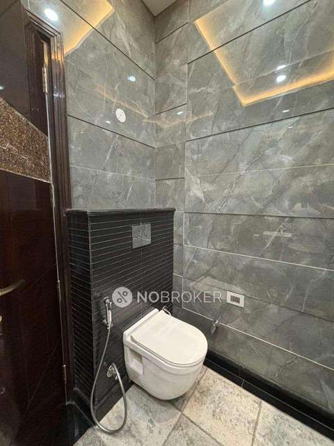 2 BHK Flat In Standalone Building  For Sale  In Sector 24