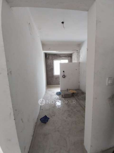 2 BHK Flat In Skyline Aura For Sale  In Hennur Road