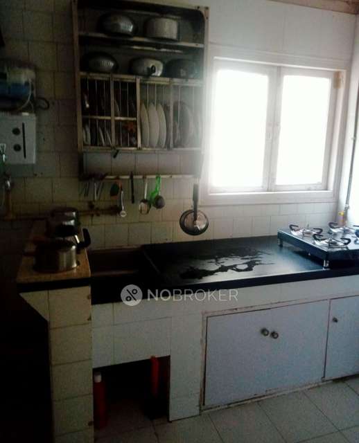 2 BHK Flat In Venus Apartments - Worli  For Sale  In Worli