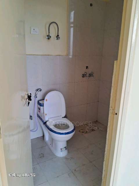 2 BHK Flat In Pyramid Elite For Sale  In Pyramid Elite