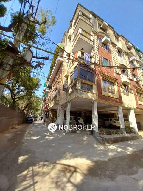 Single Room for Female In 2 BHK  In Stand Alone Building In Old Rajinder Nagar