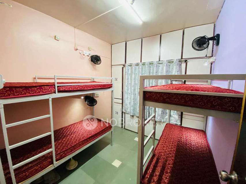 PG for Girls in Sadashiv Peth