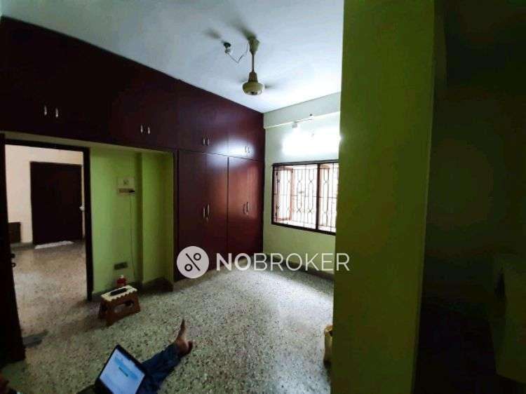 2 BHK Flat In Sai Ram Apartments For Sale  In Banjara Hills
