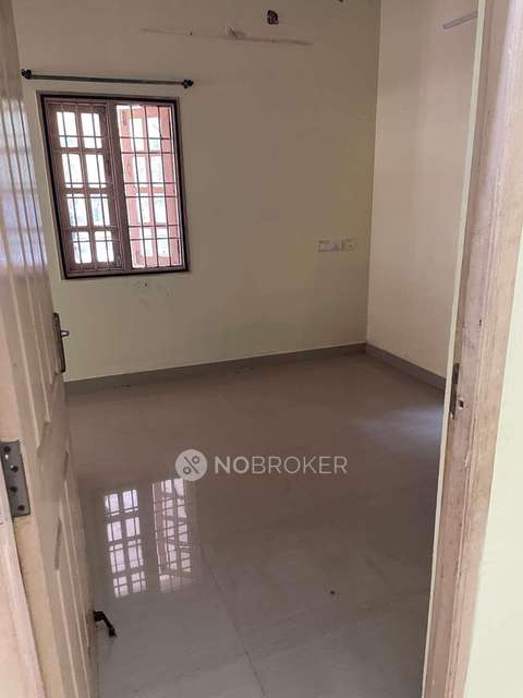 1 BHK Flat In Manasa Rover For Sale  In Madipakkam