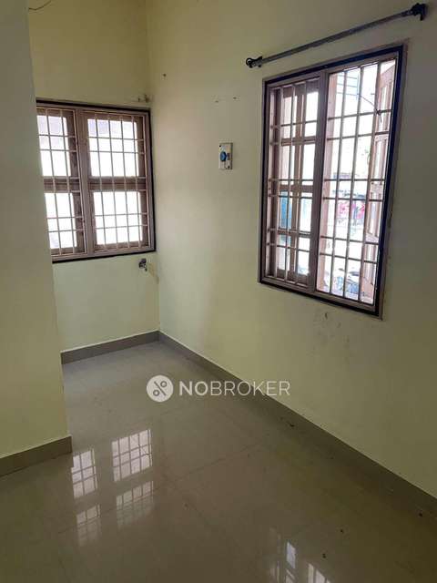 1 BHK Flat In Manasa Rover For Sale  In Madipakkam