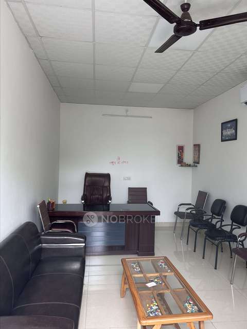 Shop in Patwari, Greater Noida for Rent 