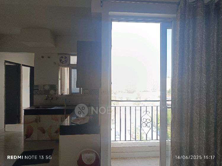2 BHK Flat In Signature The Serenas for Rent  In Sector 36