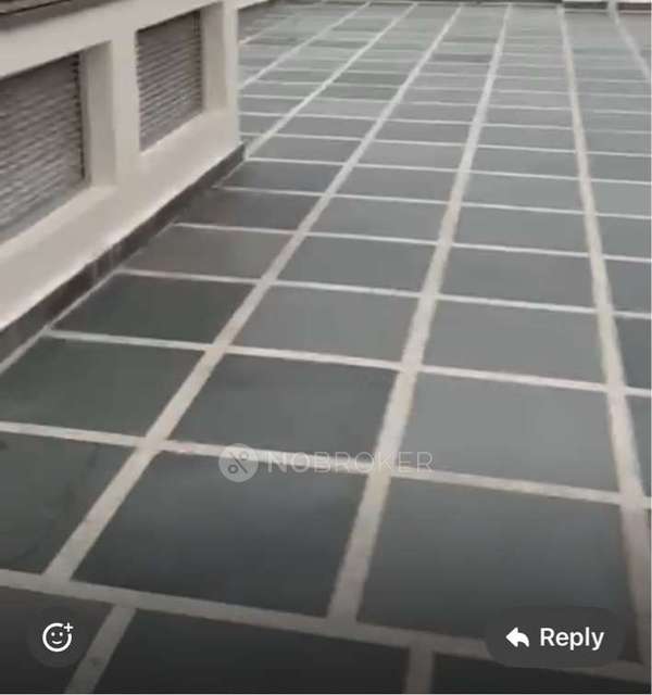 4+ BHK Flat For Sale  In Model Town