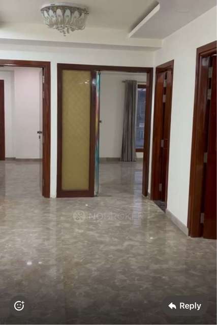 4+ BHK Flat For Sale  In Model Town