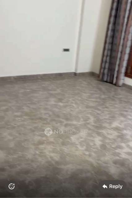 4+ BHK Flat For Sale  In Model Town