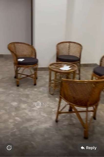 4+ BHK Flat For Sale  In Model Town